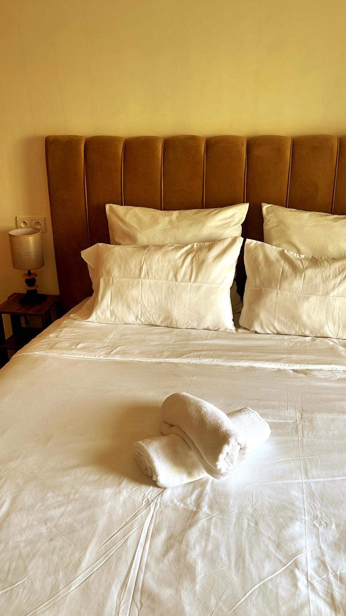 Elegant Appartement Avec Un Acces Piscine Jardin Parking Sous-Sol Et Wifi Haut Debit Fibre Optique Tangier Bagian luar foto