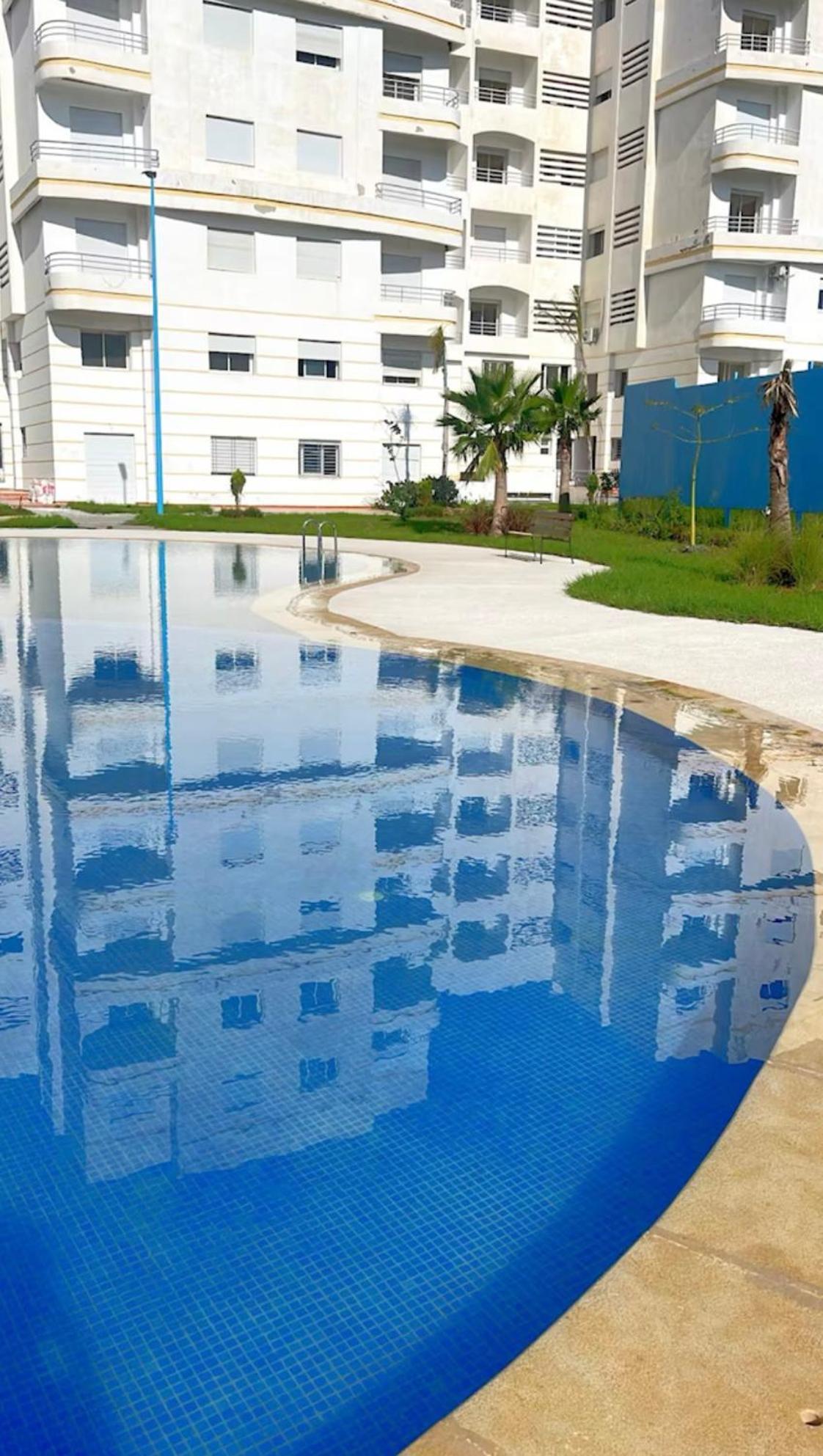 Elegant Appartement Avec Un Acces Piscine Jardin Parking Sous-Sol Et Wifi Haut Debit Fibre Optique Tangier Bagian luar foto